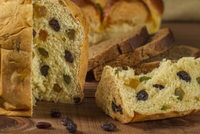 Lombardia, il Natale della tradizione: panettone e qualità al centro della spesa