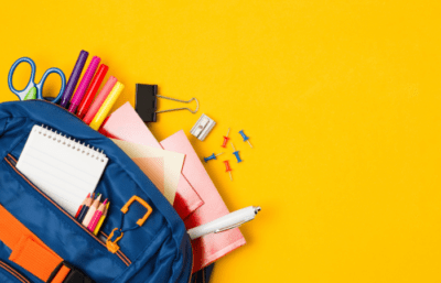 Rientro a scuola, le famiglie puntano sulle offerte: zaini multiuso in cima alle vendite