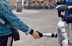 Milano, Quby interroga 258 cittadini: sicurezza e decoro tra le priorità